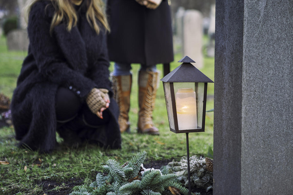 Sorgen gör oss till människor